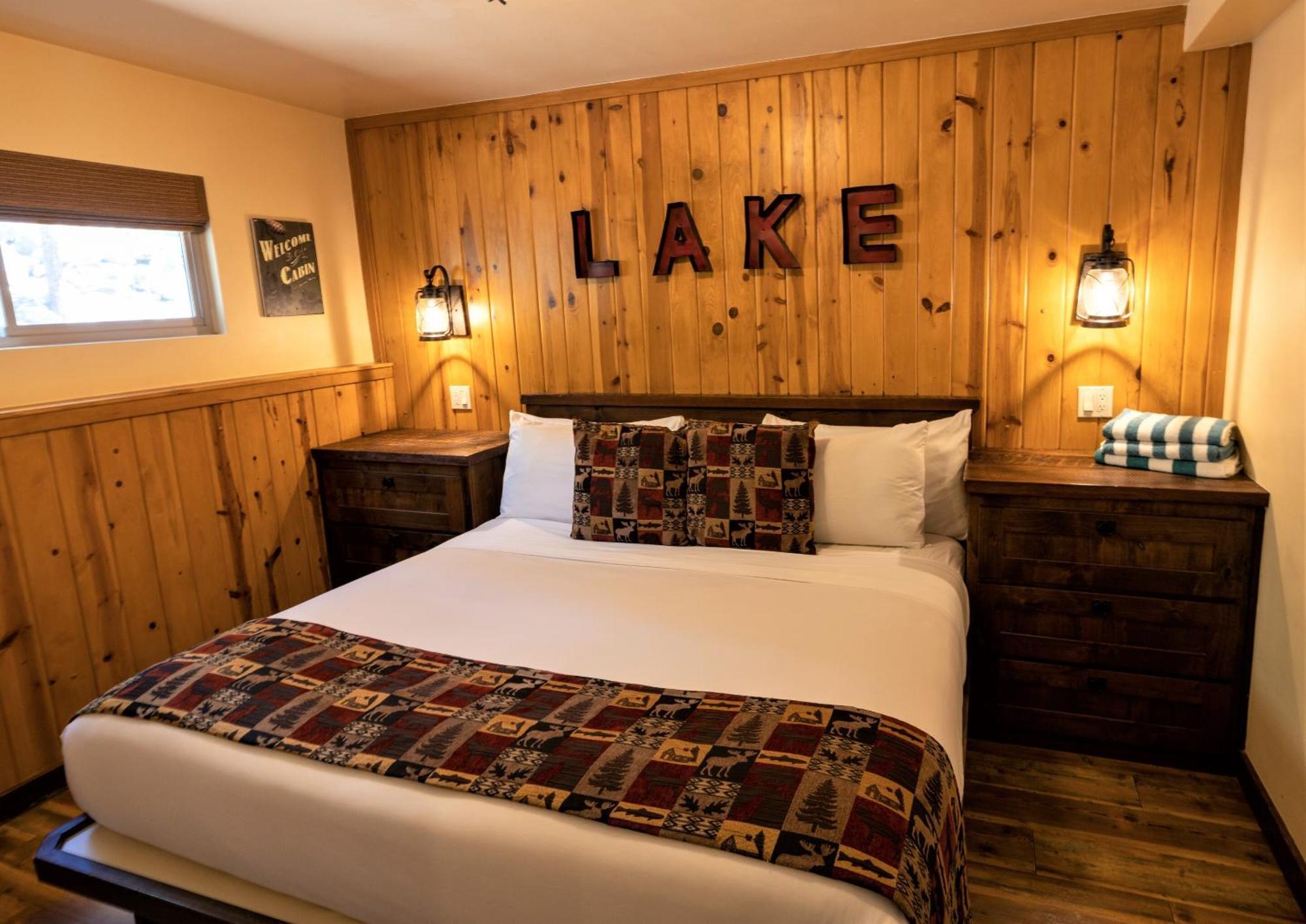 Cedar Glen Lodge Tahoe Vista Room photo